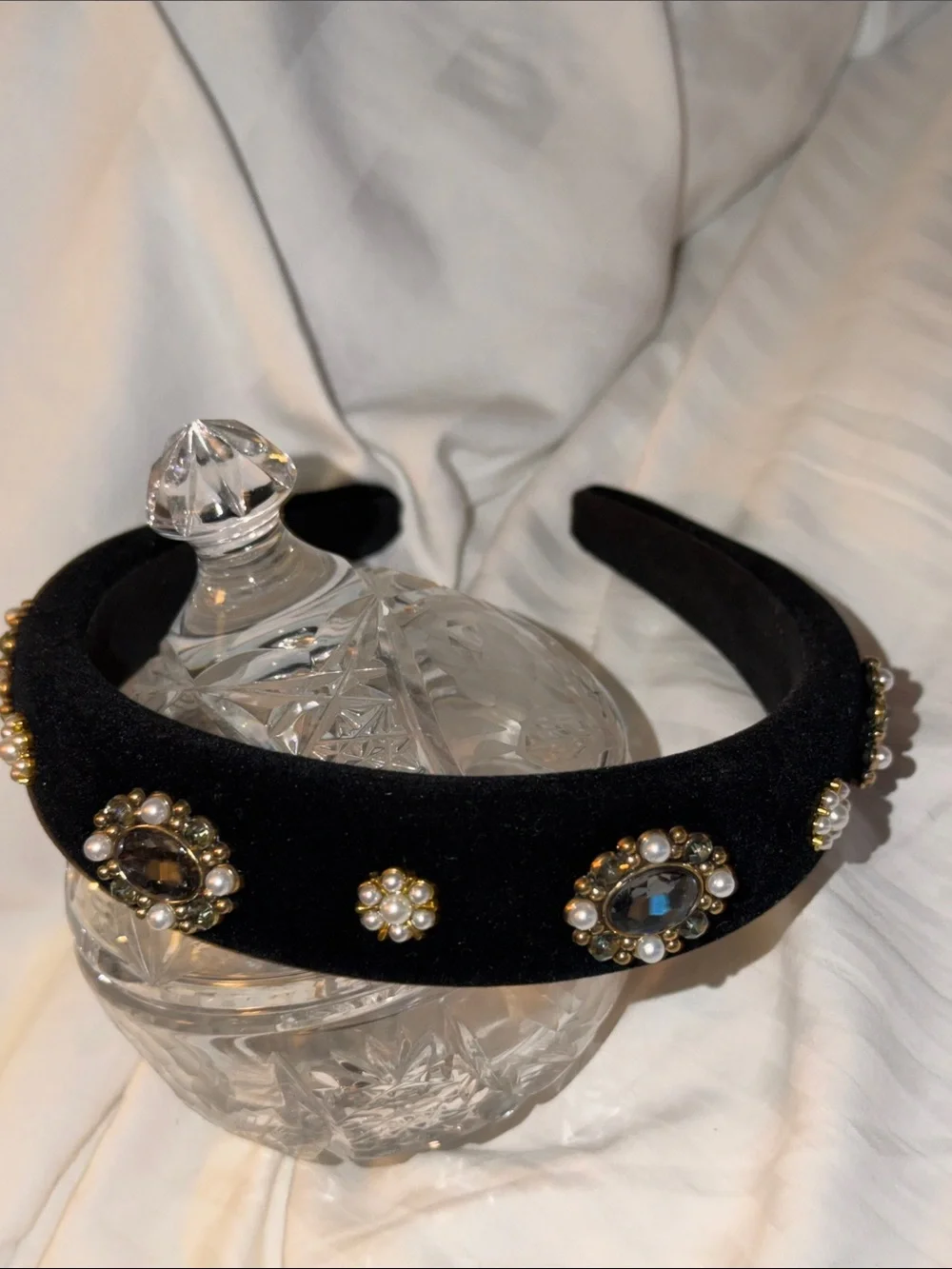 Black velvet Embellished four beautiful cameo style Crystal and pearls headband